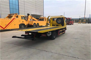 广灵非事故拖车